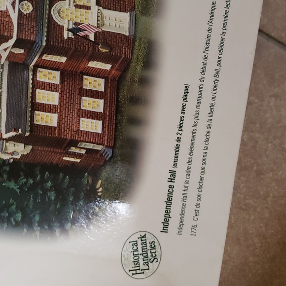 Department 56 Independence Hall - Picture 15 of 17